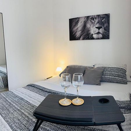 Habitaciones En Barcelona Kültér fotó