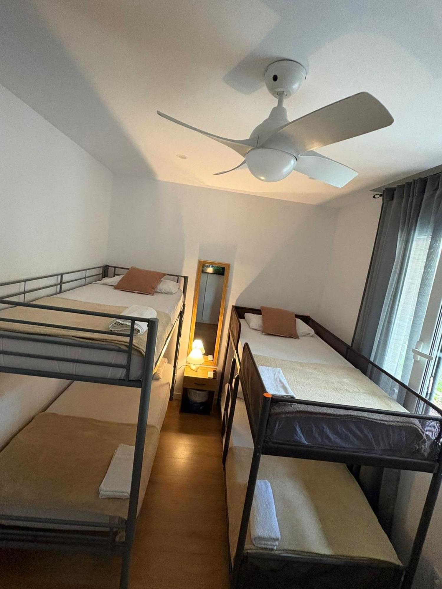 Habitaciones En Barcelona Kültér fotó