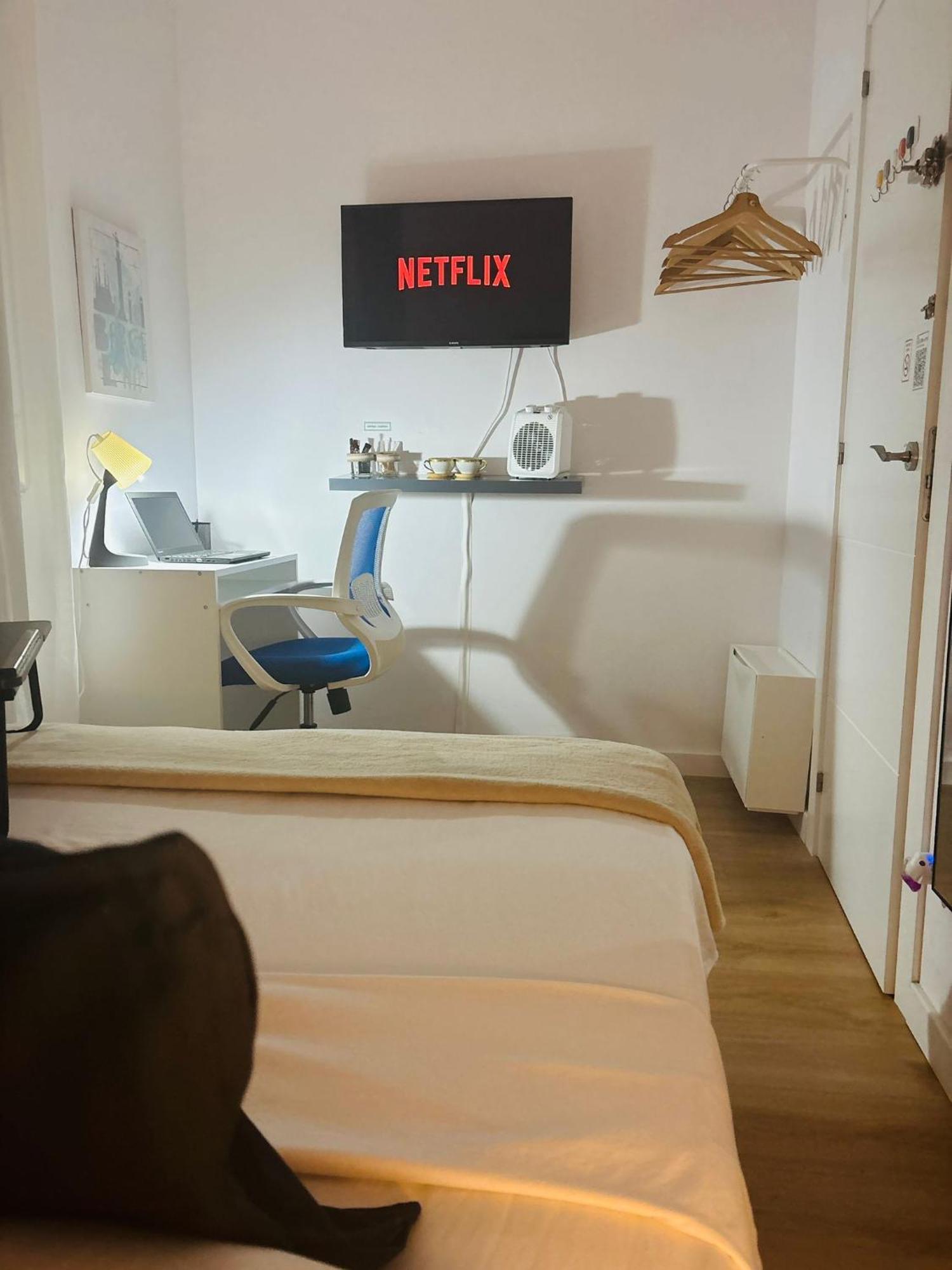 Habitaciones En Barcelona Kültér fotó