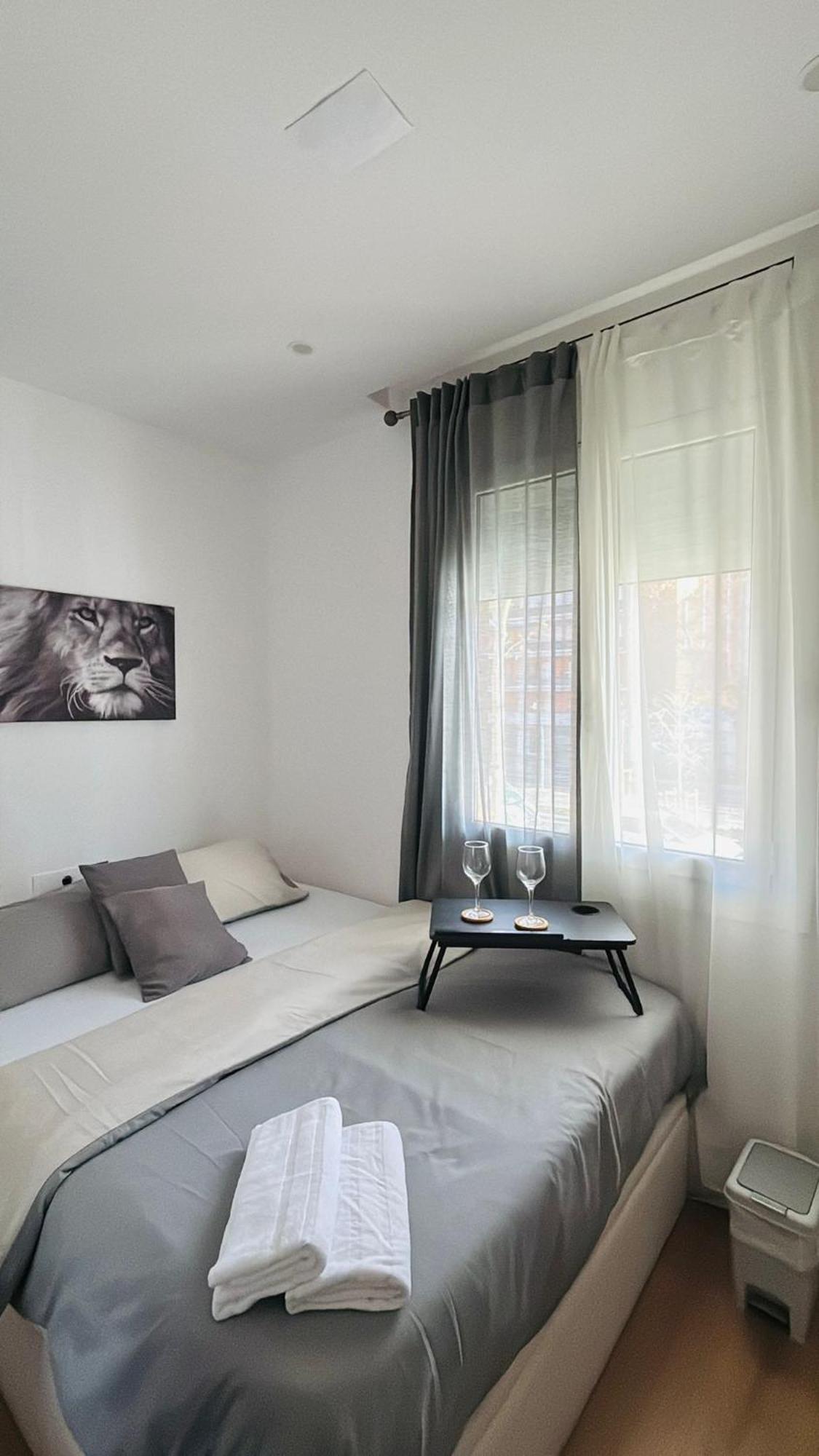 Habitaciones En Barcelona Kültér fotó