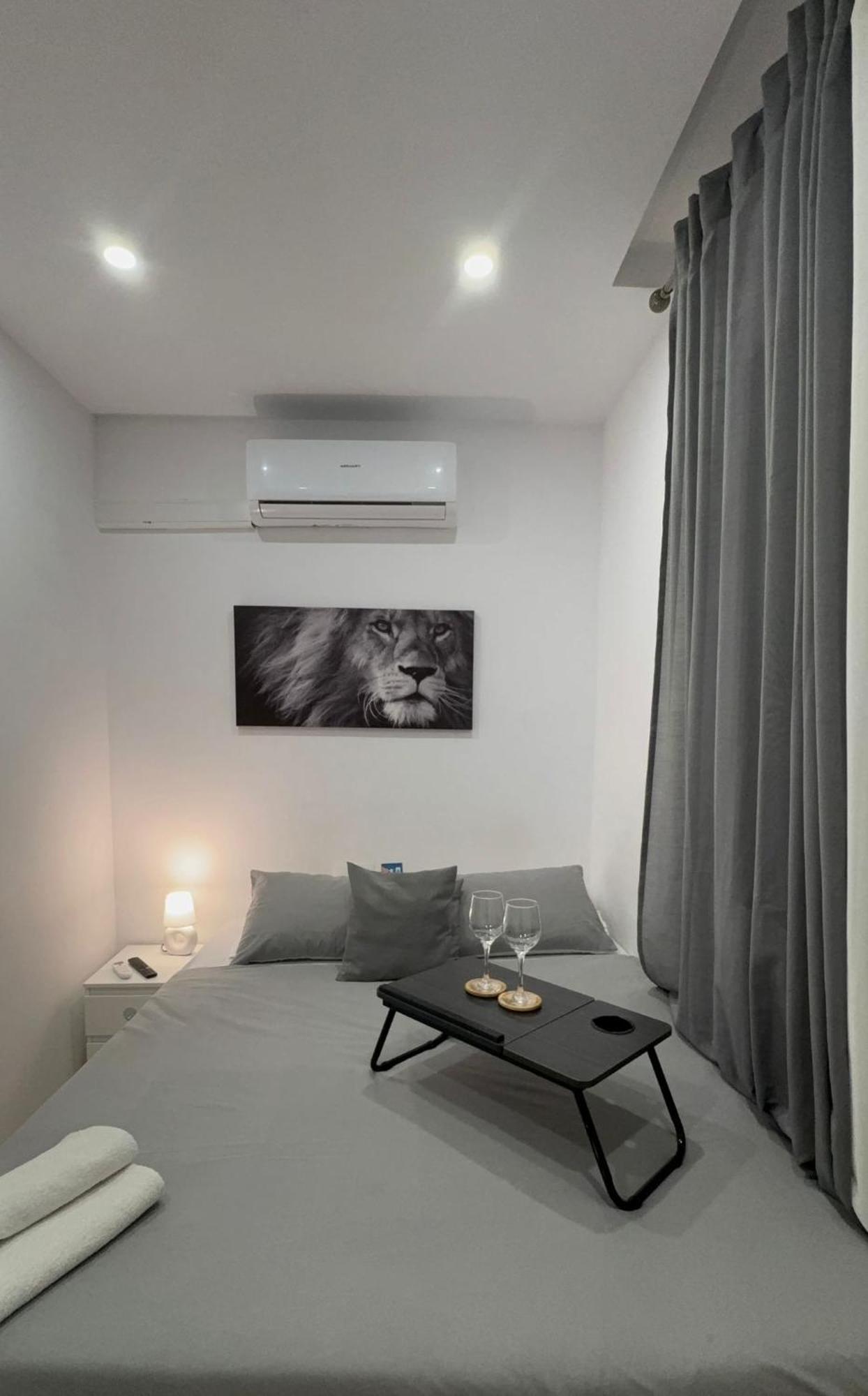 Habitaciones En Barcelona Kültér fotó