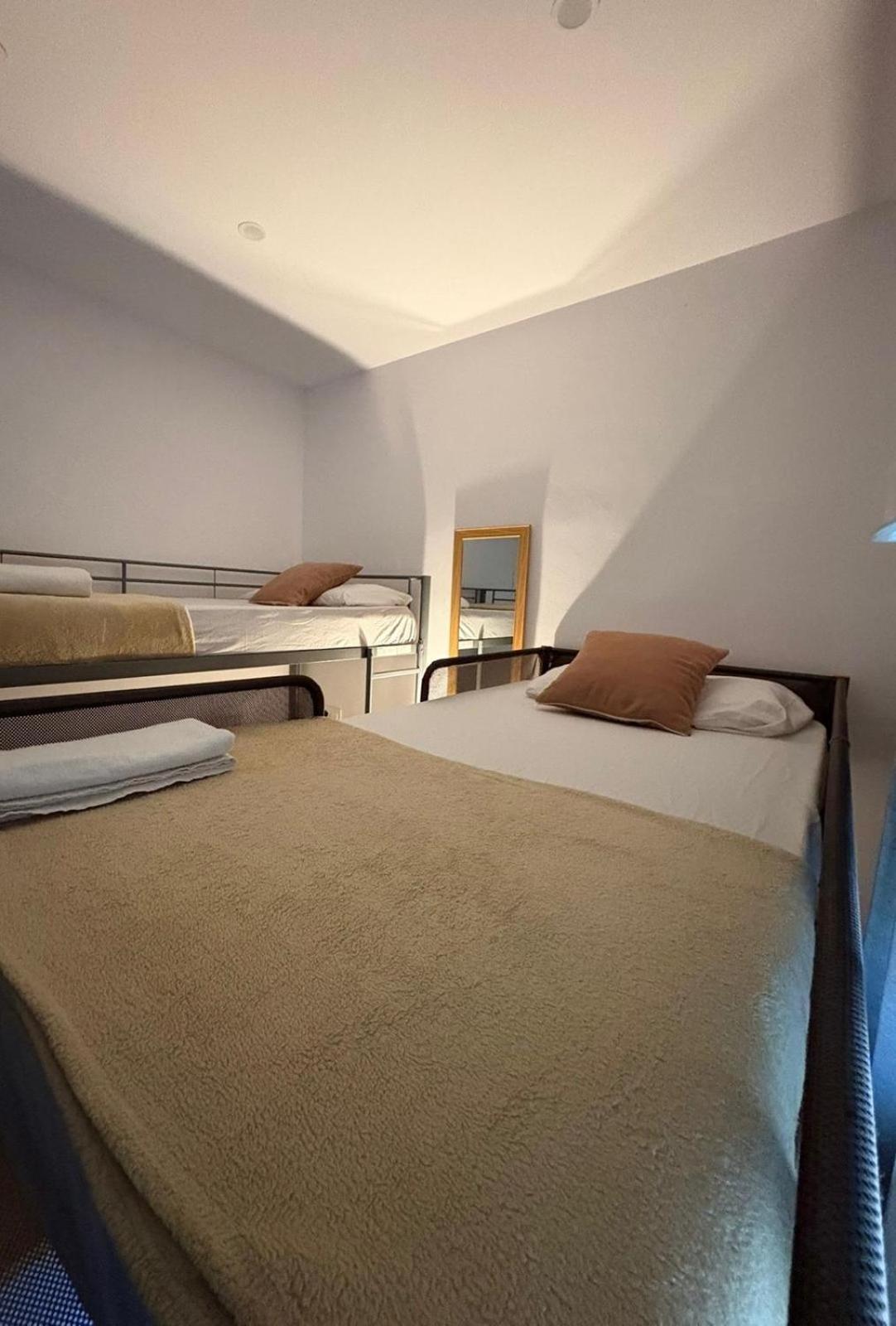 Habitaciones En Barcelona Kültér fotó